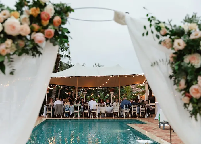 Eden Lodge, A Unique Space For Groups فيلة Bensafrim