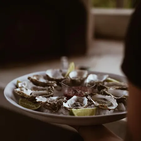 Eden Lodge, A Unique Space For Groups * Bensafrim