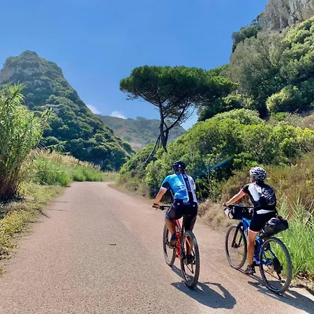 Eden Lodge, A Unique Space For Groups *