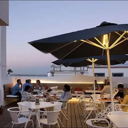 Eden Lodge, A Unique Space For Groups *