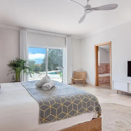 Eden Lodge, A Unique Space For Groups Bensafrim