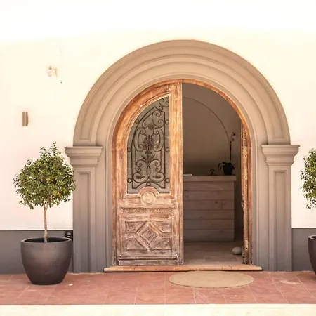 Villa Eden Lodge, A Unique Space For Groups *
