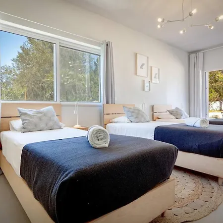 Villa Eden Lodge, A Unique Space For Groups Bensafrim