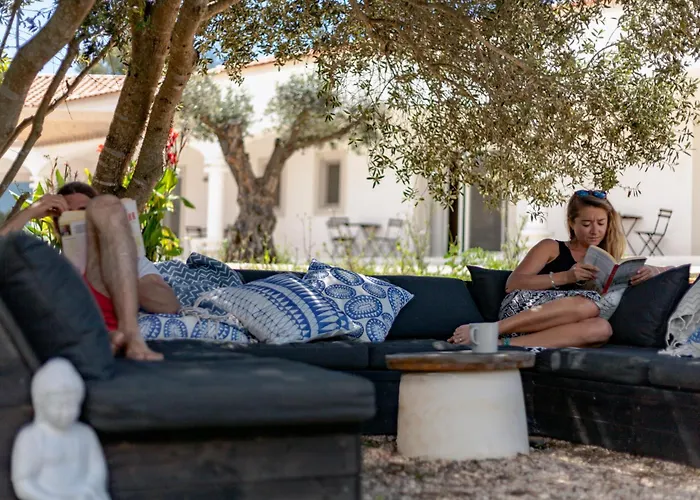 Eden Lodge, A Unique Space For Groups Bensafrim