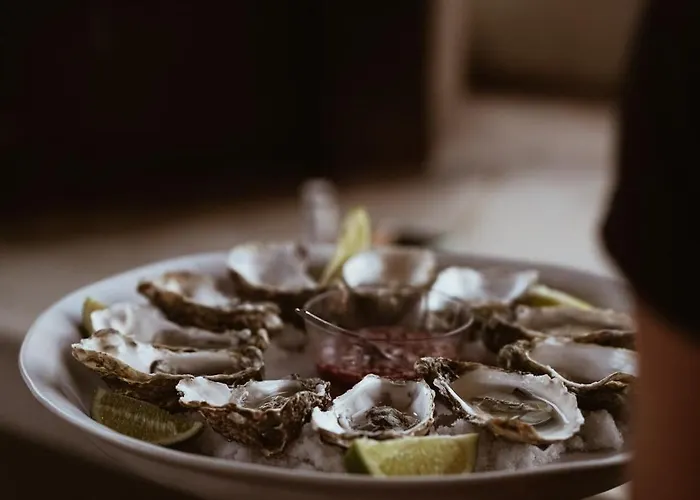 Eden Lodge, A Unique Space For Groups * Bensafrim