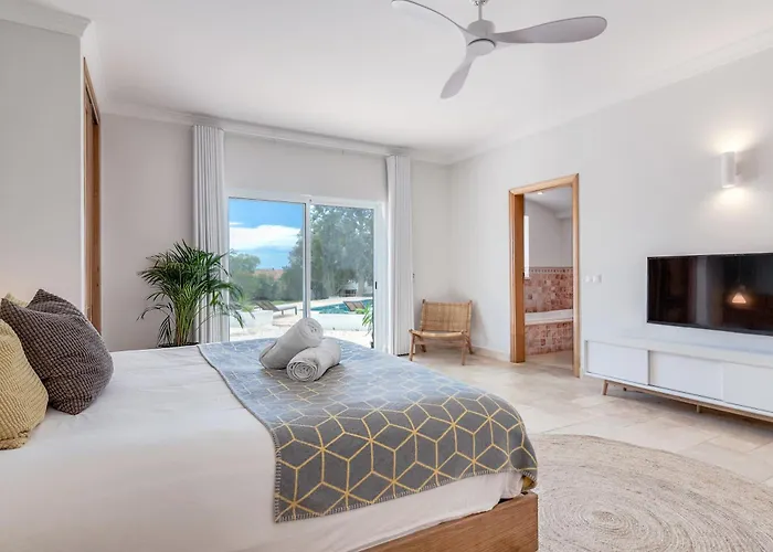 Eden Lodge, A Unique Space For Groups Bensafrim