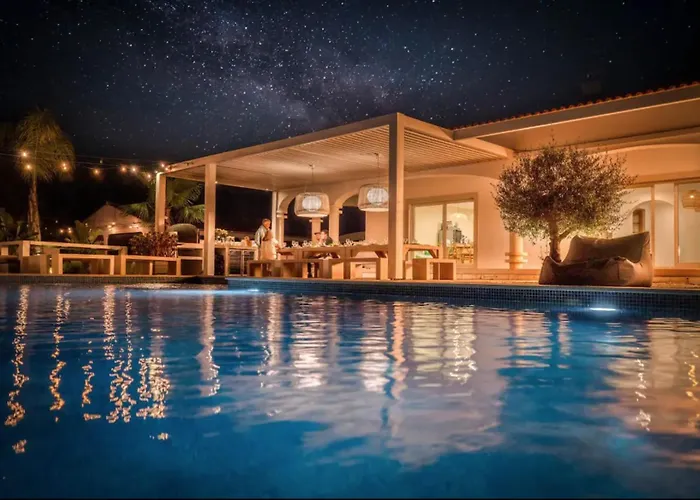 Eden Lodge, A Unique Space For Groups Villa Bensafrim