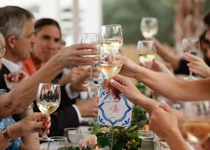 Eden Lodge, A Unique Space For Groups