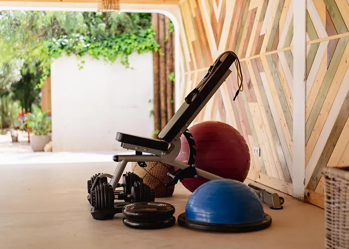 Eden Lodge, A Unique Space For Groups * Bensafrim