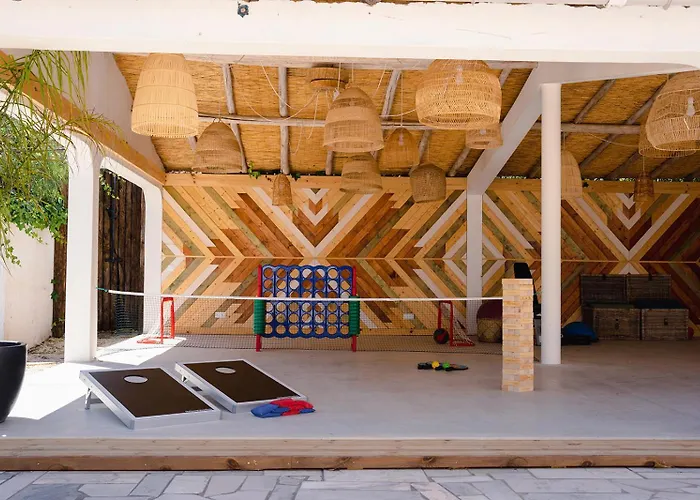 Villa Eden Lodge, A Unique Space For Groups Bensafrim