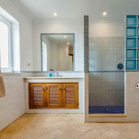 Вилла Eden Lodge, A Unique Space For Groups Бенсафрим