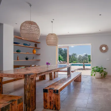 Вилла Eden Lodge, A Unique Space For Groups