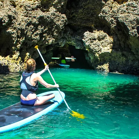Eden Lodge, A Unique Space For Groups Бенсафрим