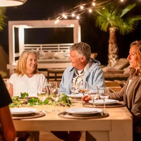 Eden Lodge, A Unique Space For Groups Вилла *